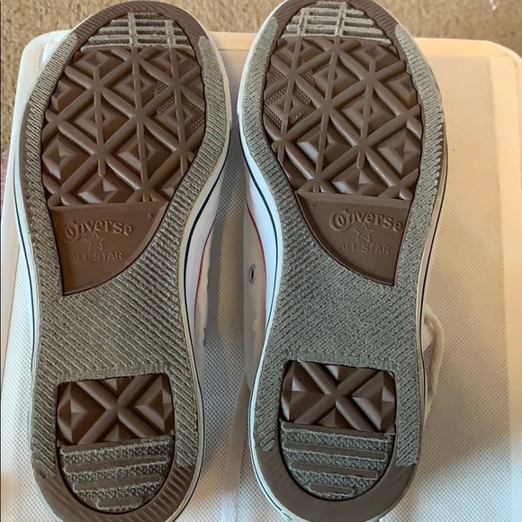 Women’s Converse - Picture 5 of 8